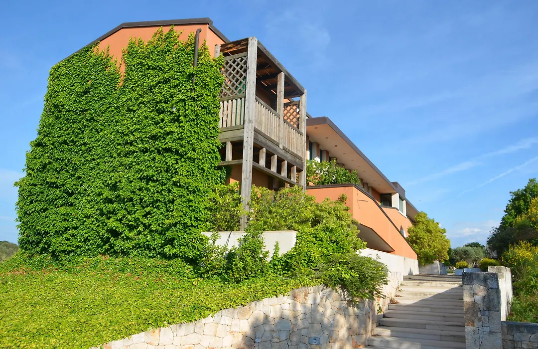 Apulia Victor Country Hotel-1